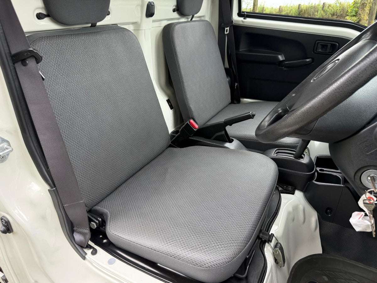 2015 Daihatsu Hijet Pickup Auto
