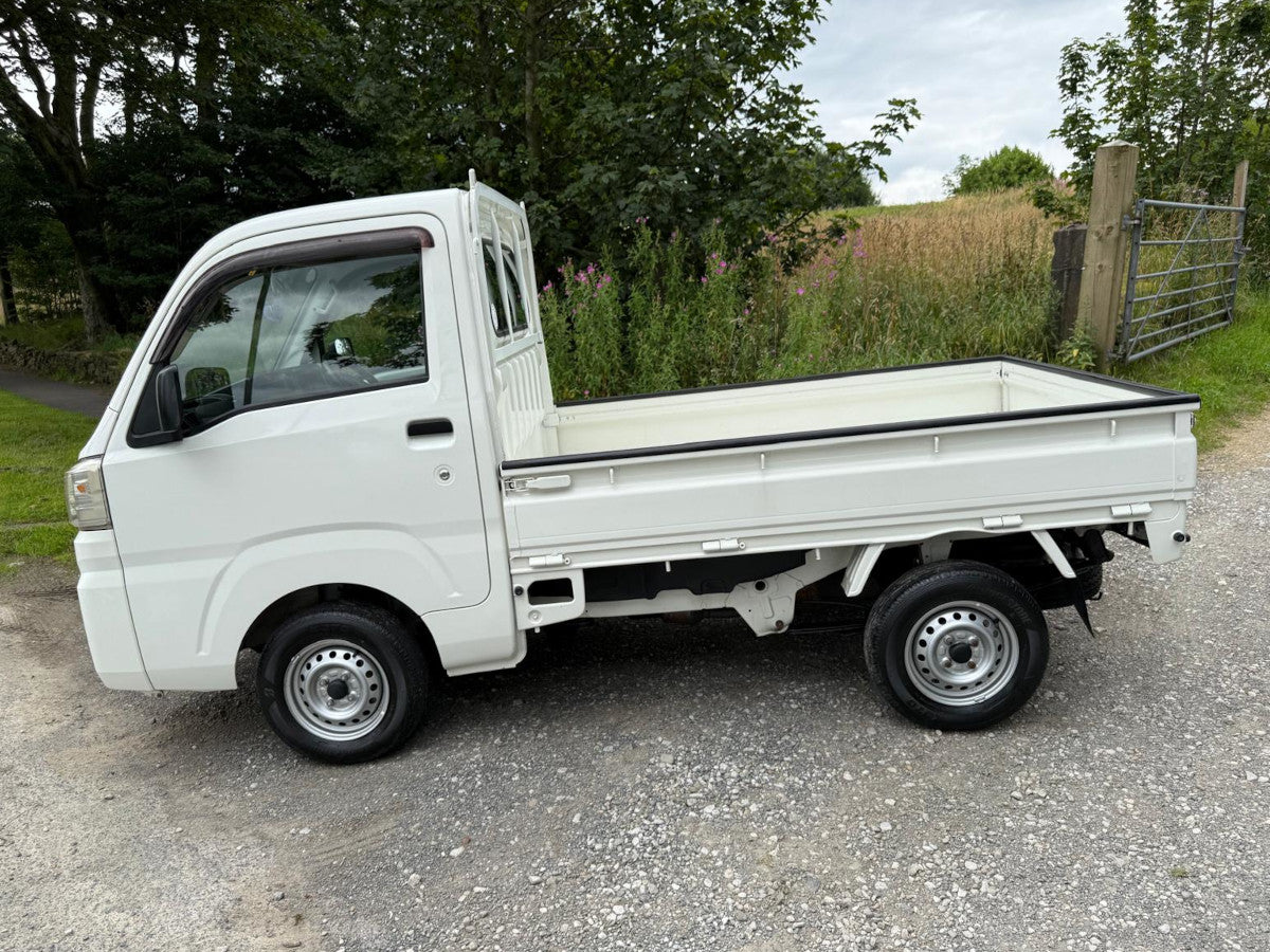 2015 Daihatsu Hijet Pickup Auto