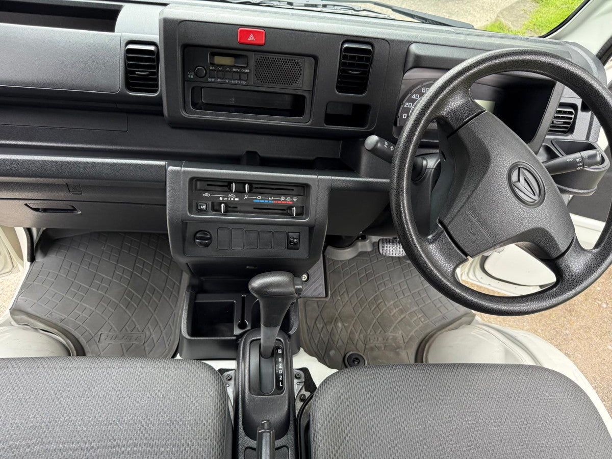 2015 Daihatsu Hijet Pickup Auto