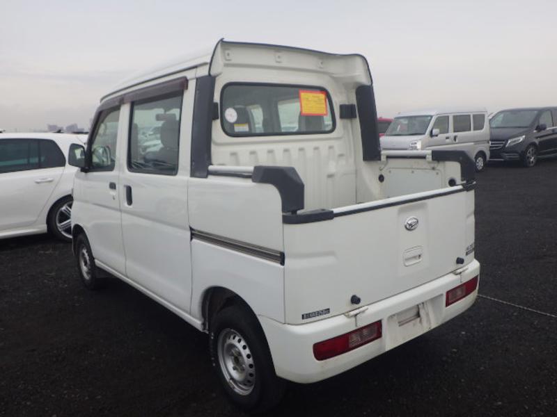 2015 Daihatsu Hijet Cargo Auto - POA
