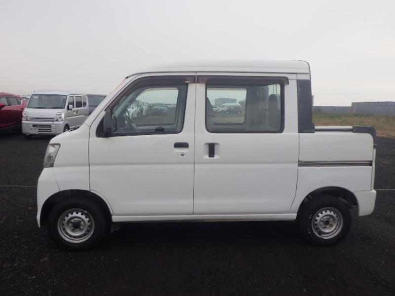 2015 Daihatsu Hijet Cargo Auto - POA