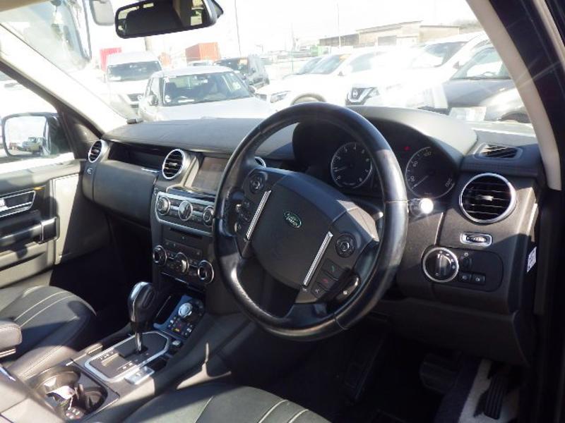 2012 Land Rover Discovery 4 5.0 V8 SE Black