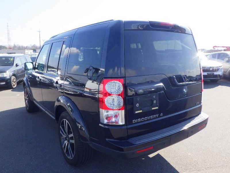 2012 Land Rover Discovery 4 5.0 V8 SE Black