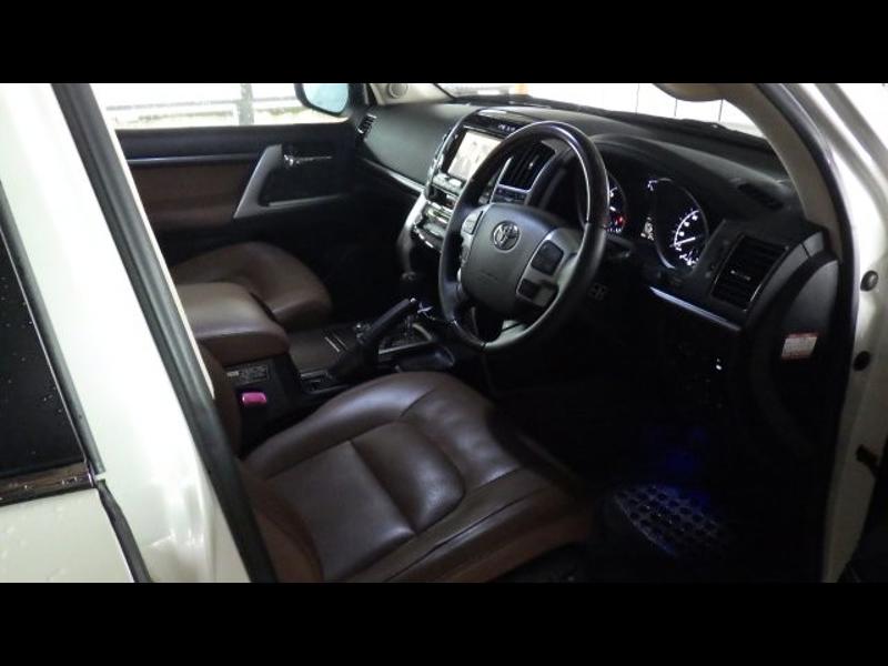 2015 Toyota Land Cruiser ZX Bruno Cross 4.6 V8 Auto Pearl White