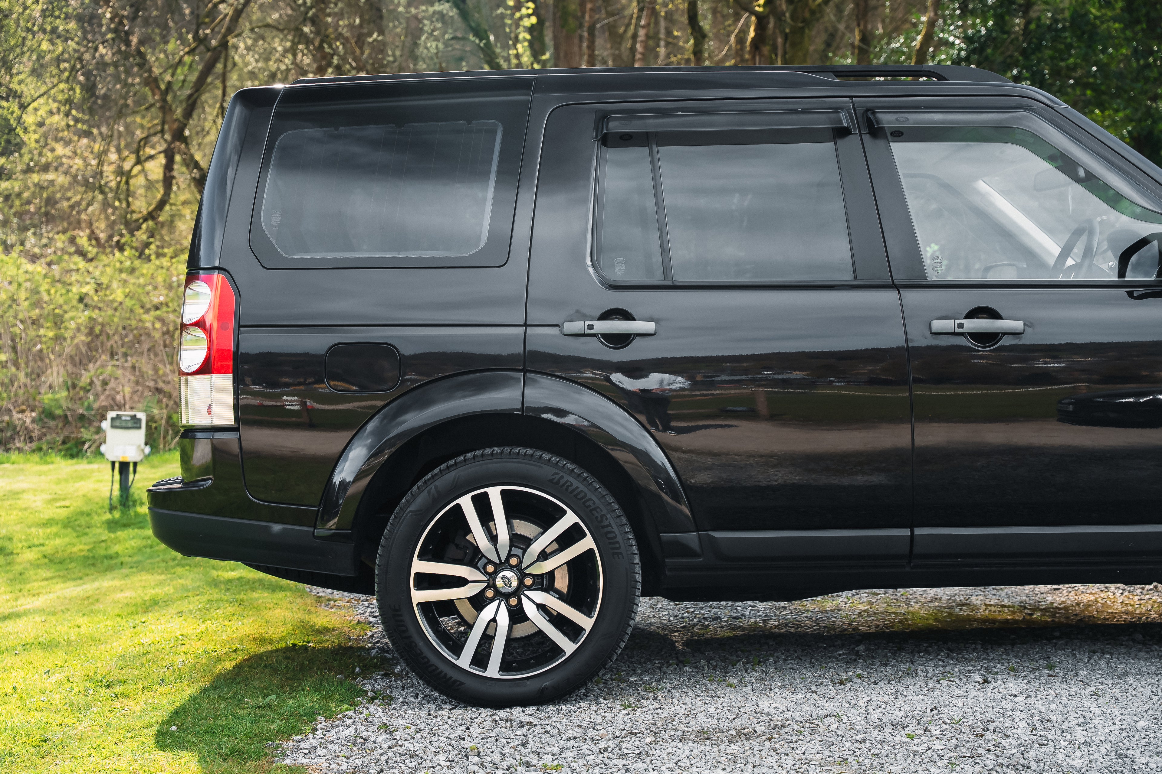 2012 Land Rover Discovery 4 5.0 V8 SE Limited - For sale via auction
