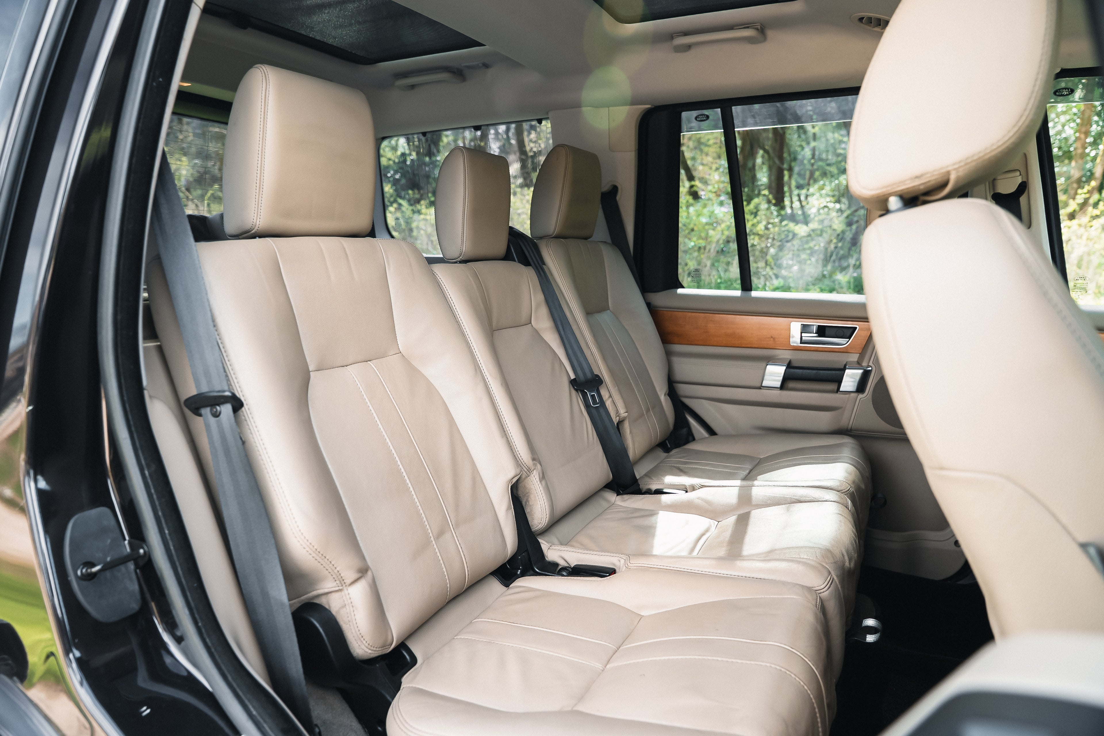 2012 Land Rover Discovery 4 5.0 V8 SE Limited - For sale via auction