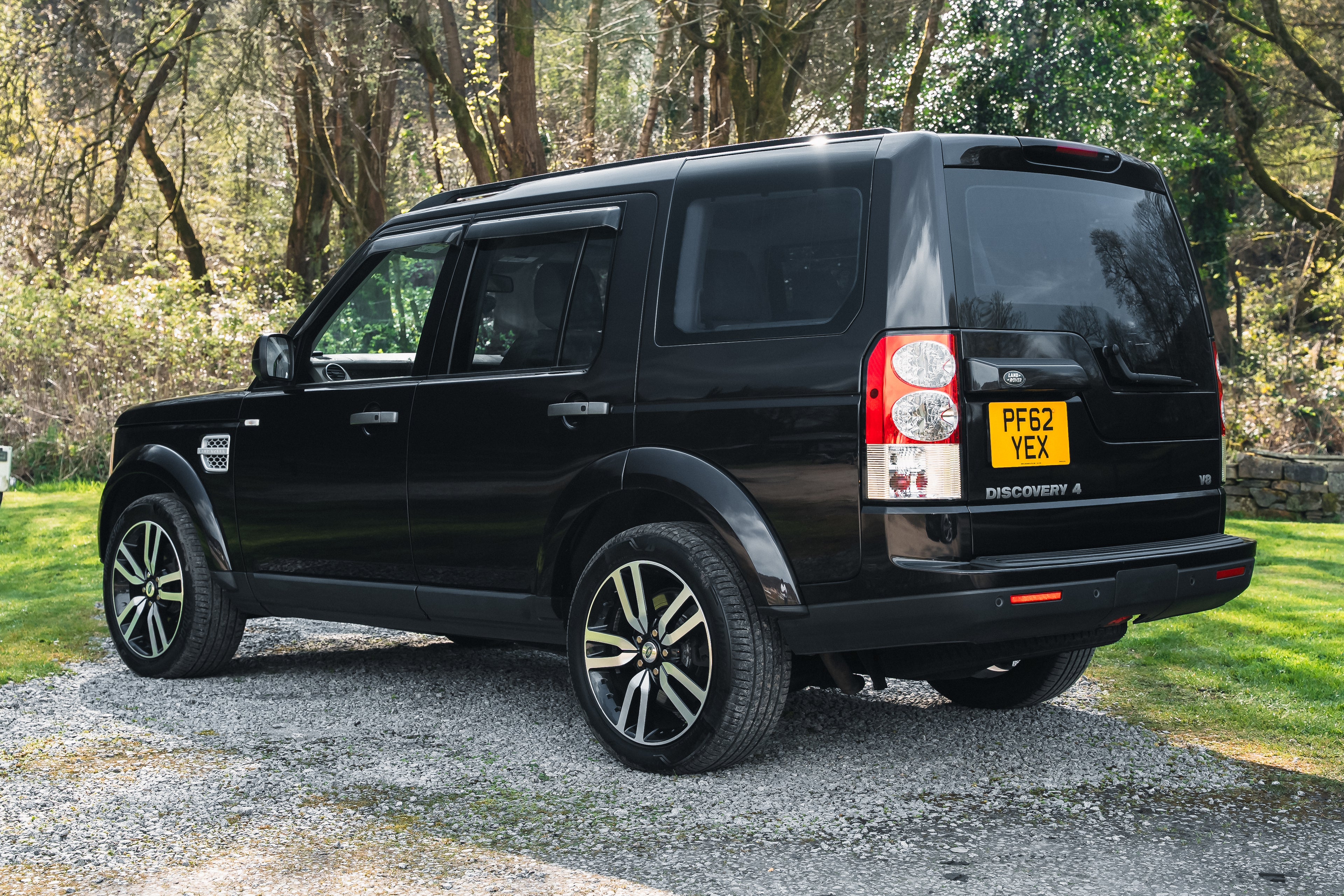 2012 Land Rover Discovery 4 5.0 V8 SE Limited - For sale via auction