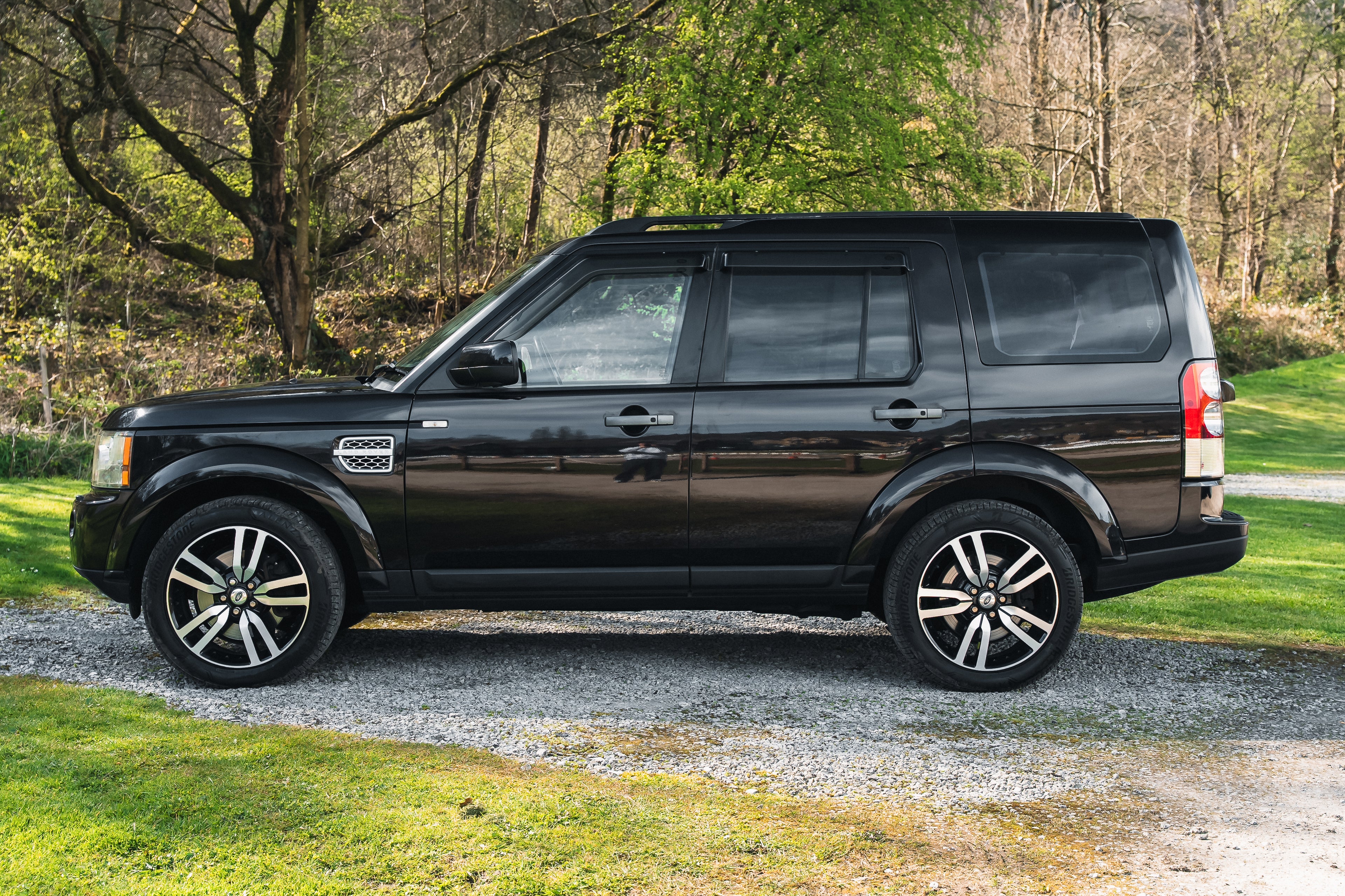 2012 Land Rover Discovery 4 5.0 V8 SE Limited - For sale via auction