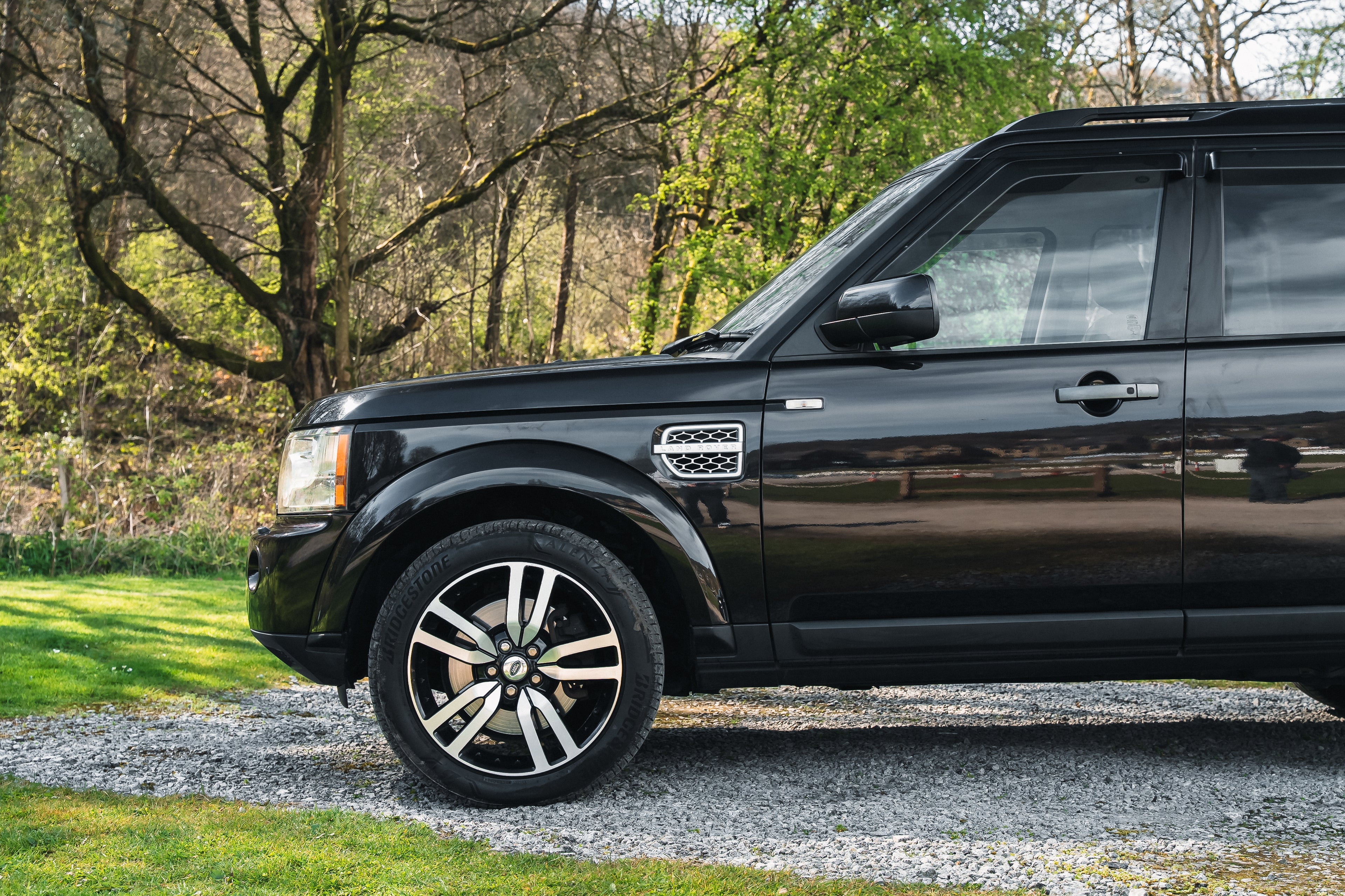 2012 Land Rover Discovery 4 5.0 V8 SE Limited - For sale via auction