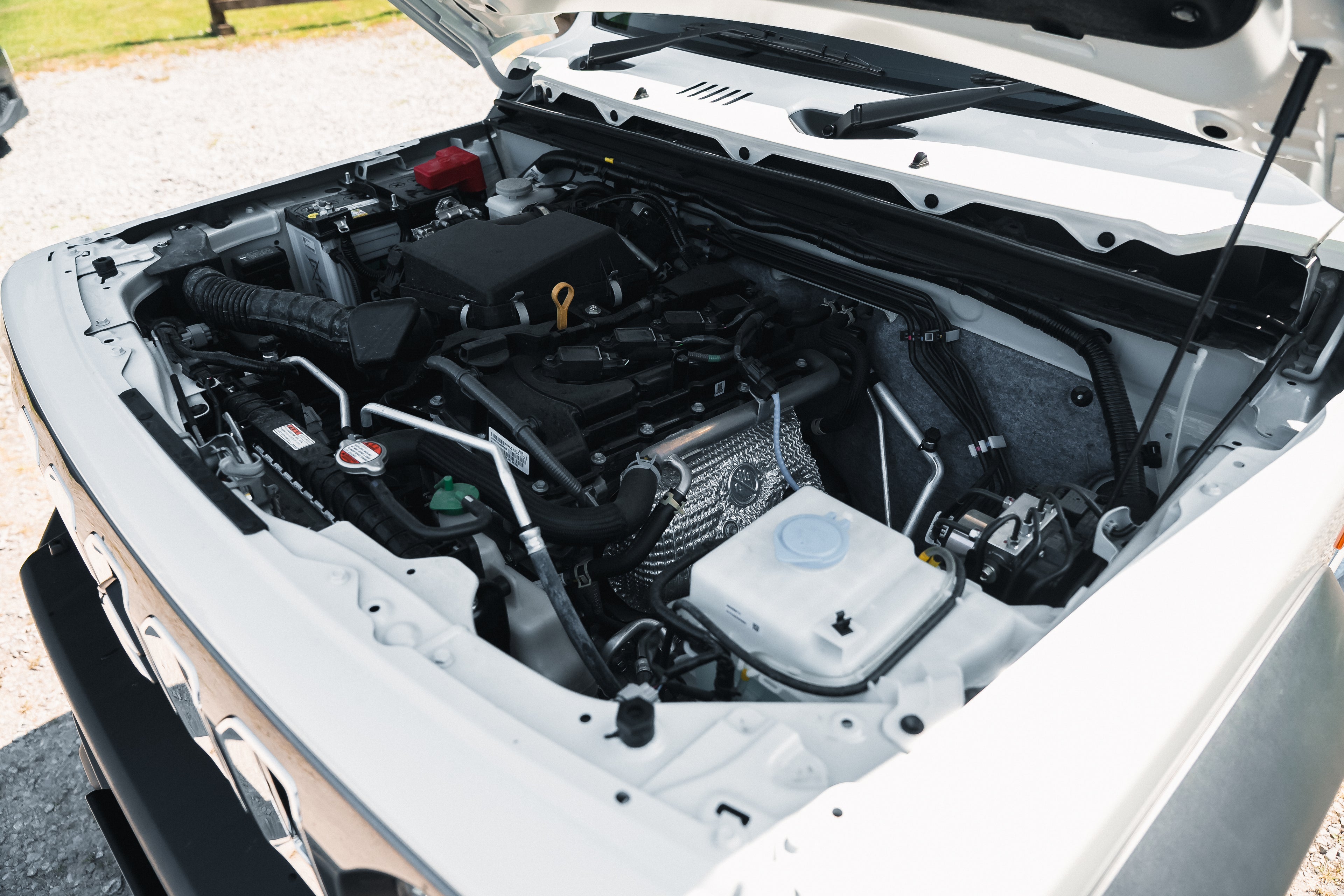 2025 Suzuki Jimny Nomade 5 Door SZ5 Auto Pearl White