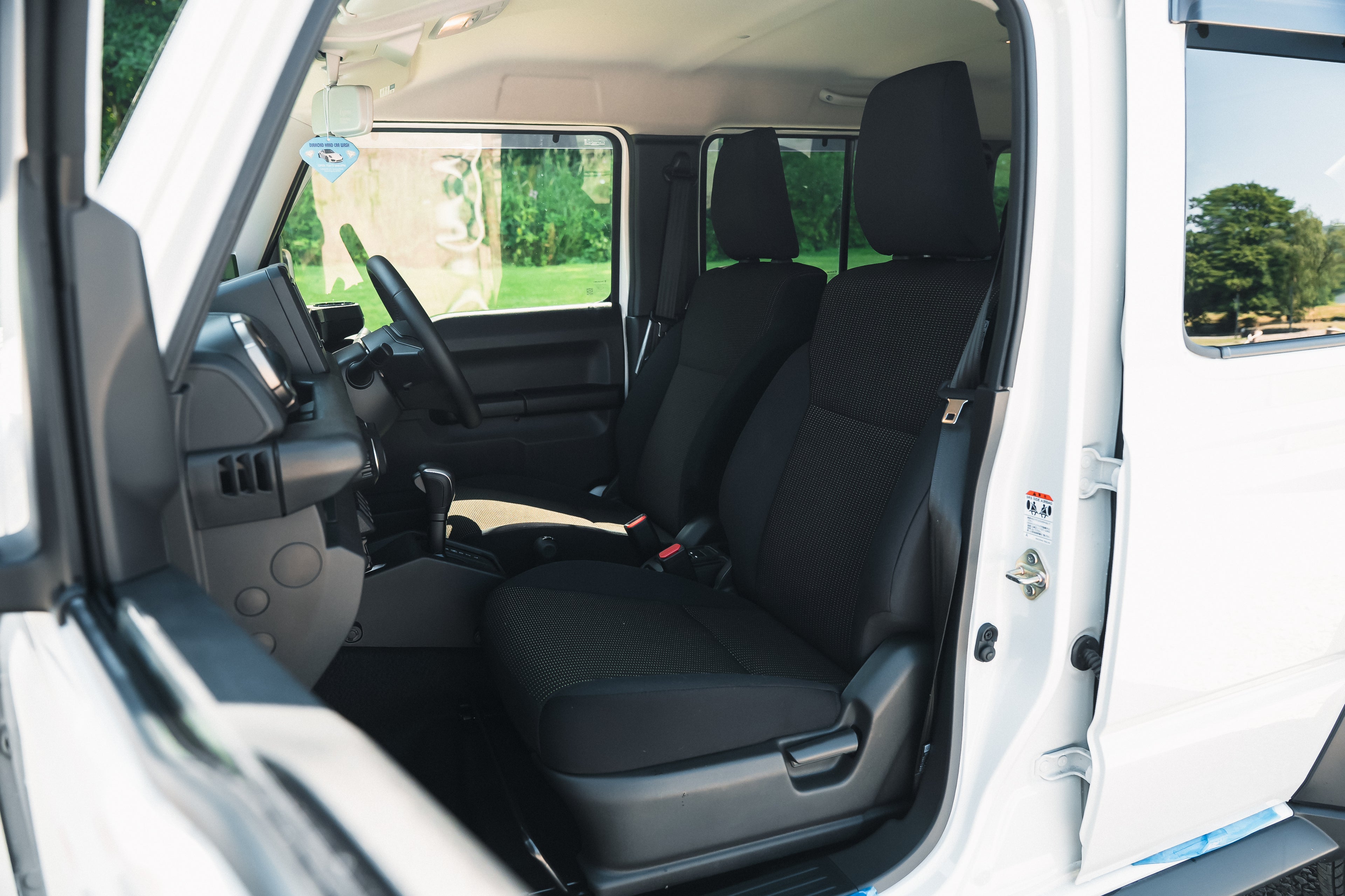 2025 Suzuki Jimny Nomade 5 Door SZ5 Auto Pearl White