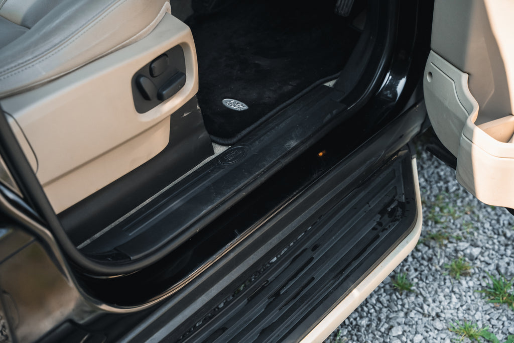 2011 Land Rover Discovery 4 5.0 V8 SE Black