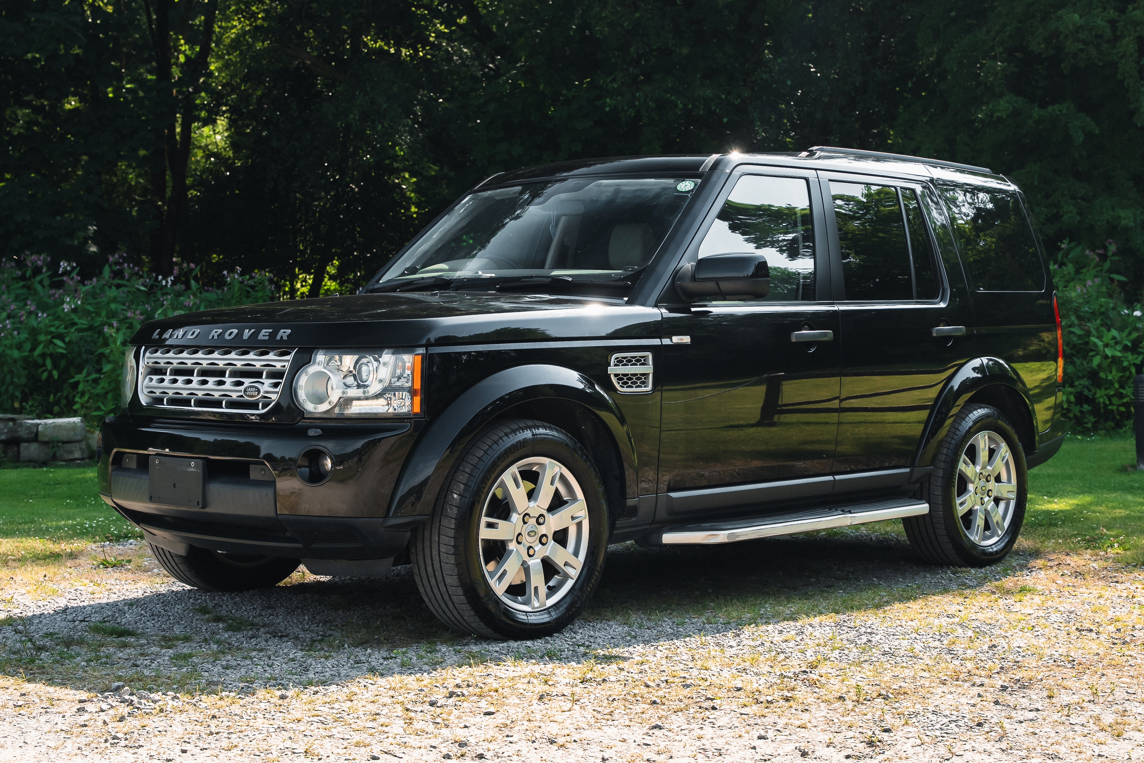 2011 Land Rover Discovery 4 5.0 V8 SE Black