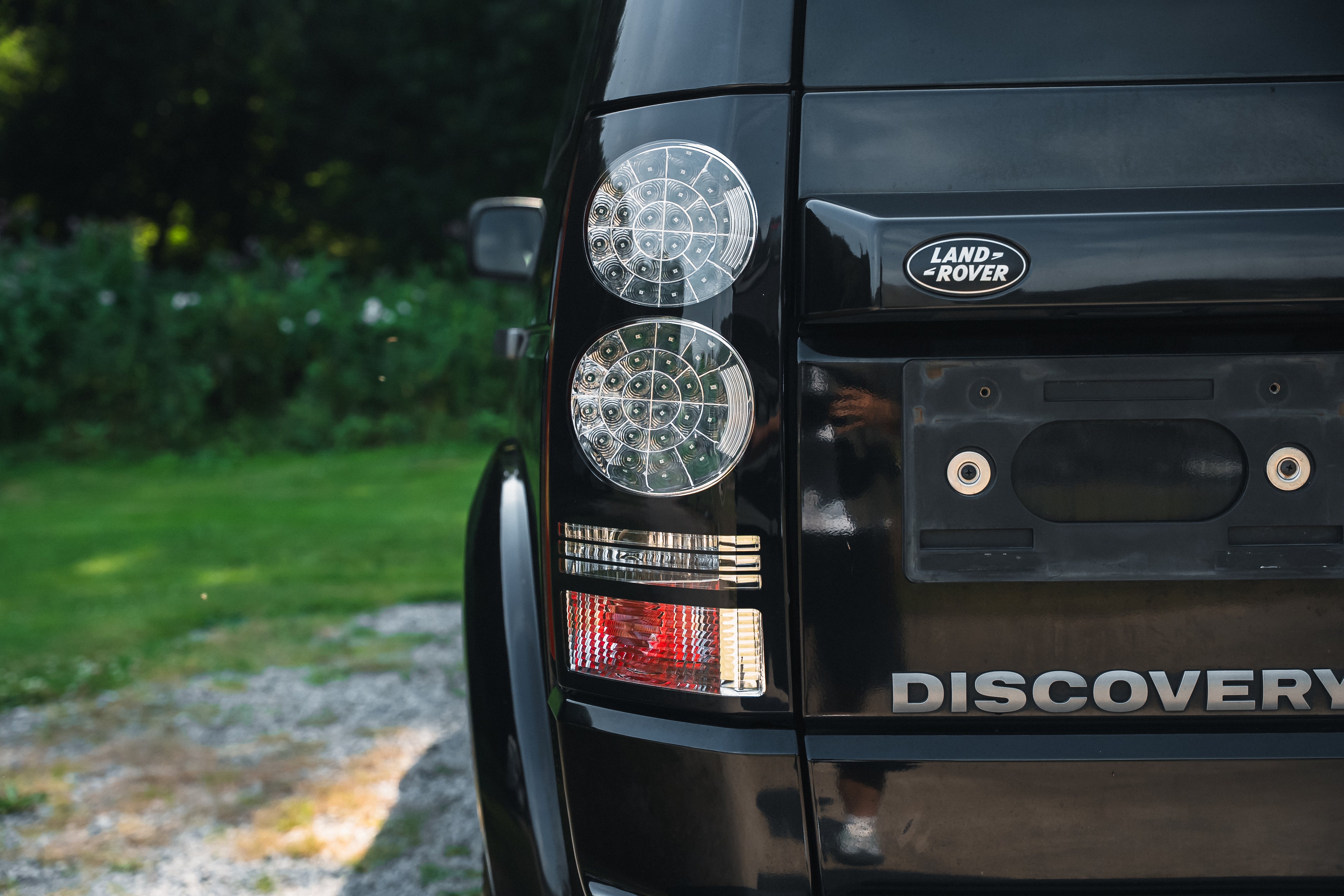 2011 Land Rover Discovery 4 5.0 V8 SE Black