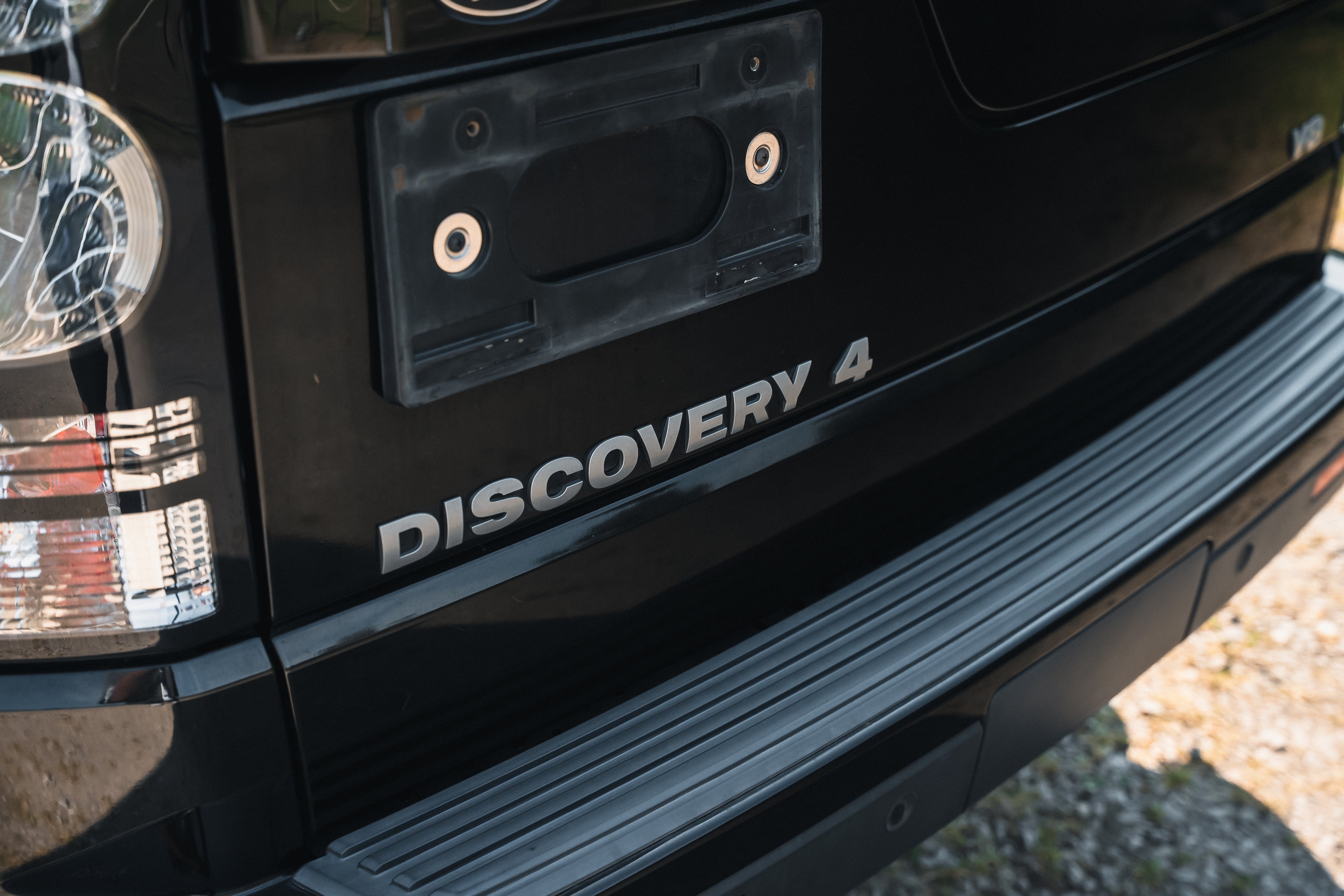 2011 Land Rover Discovery 4 5.0 V8 SE Black