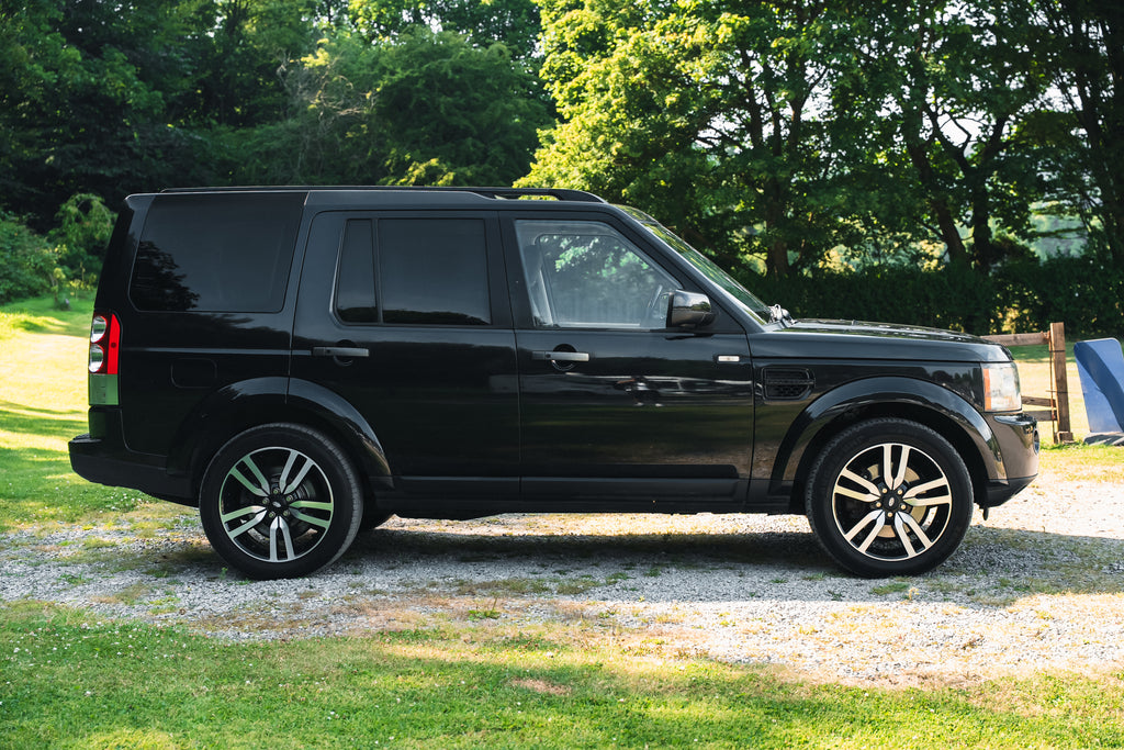 2012 Land Rover Discovery 4 5.0 V8 SE Black