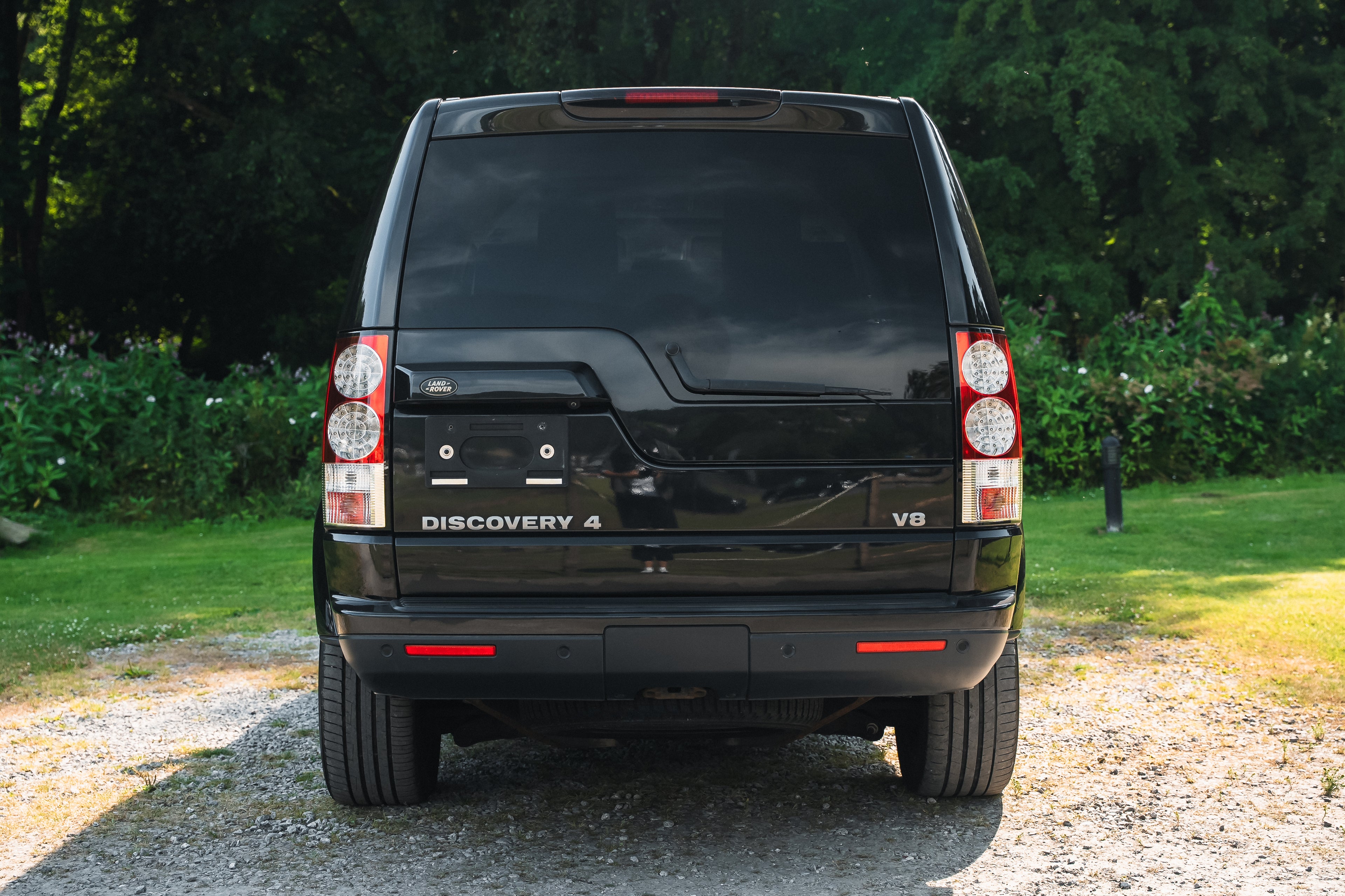 2012 Land Rover Discovery 4 5.0 V8 SE Black