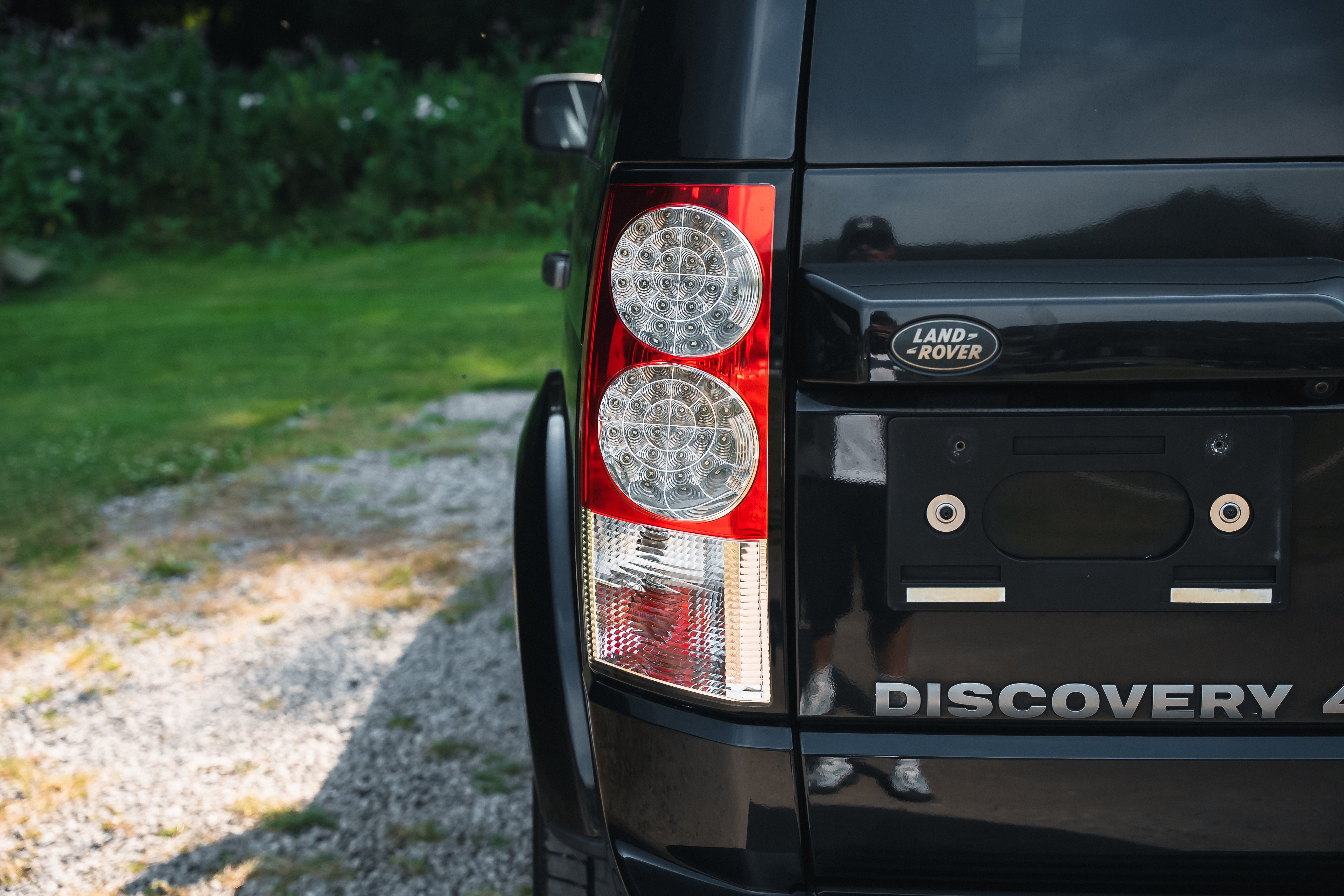 2012 Land Rover Discovery 4 5.0 V8 SE Black