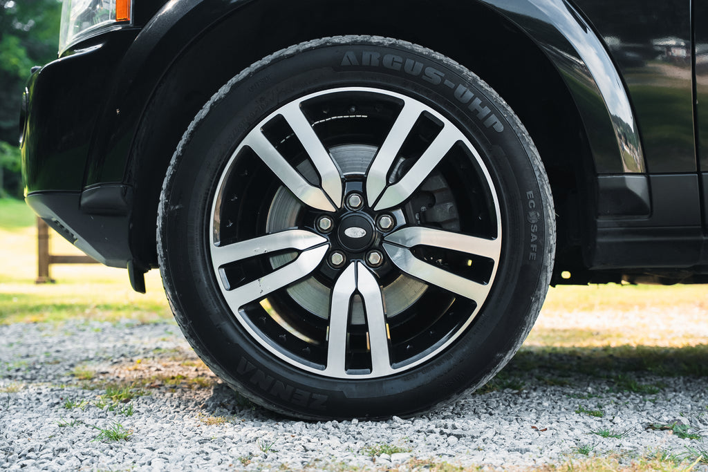 2012 Land Rover Discovery 4 5.0 V8 SE Black