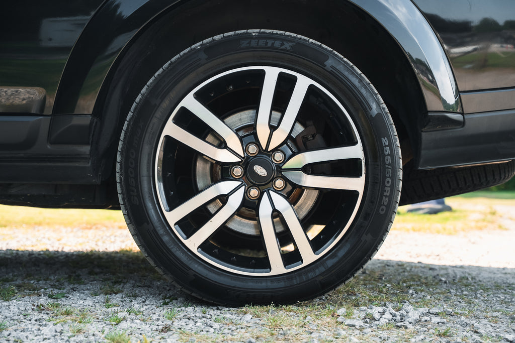2012 Land Rover Discovery 4 5.0 V8 SE Black