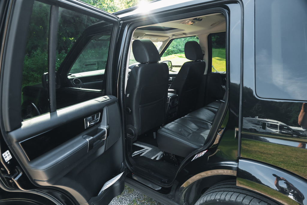 2012 Land Rover Discovery 4 5.0 V8 SE Black