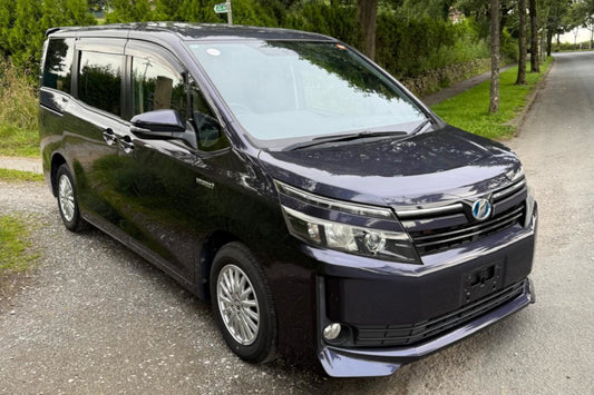 2014 Toyota Voxy Hybrid