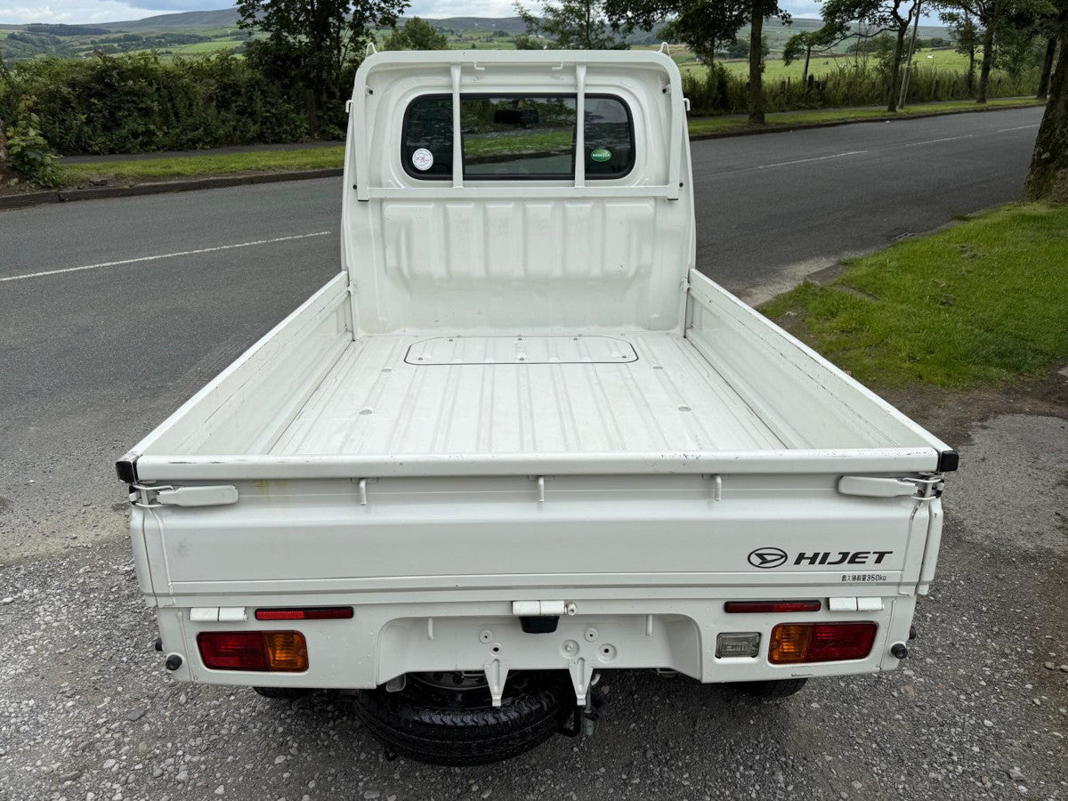 2015 Daihatsu Hijet Pickup 4x4 Manual