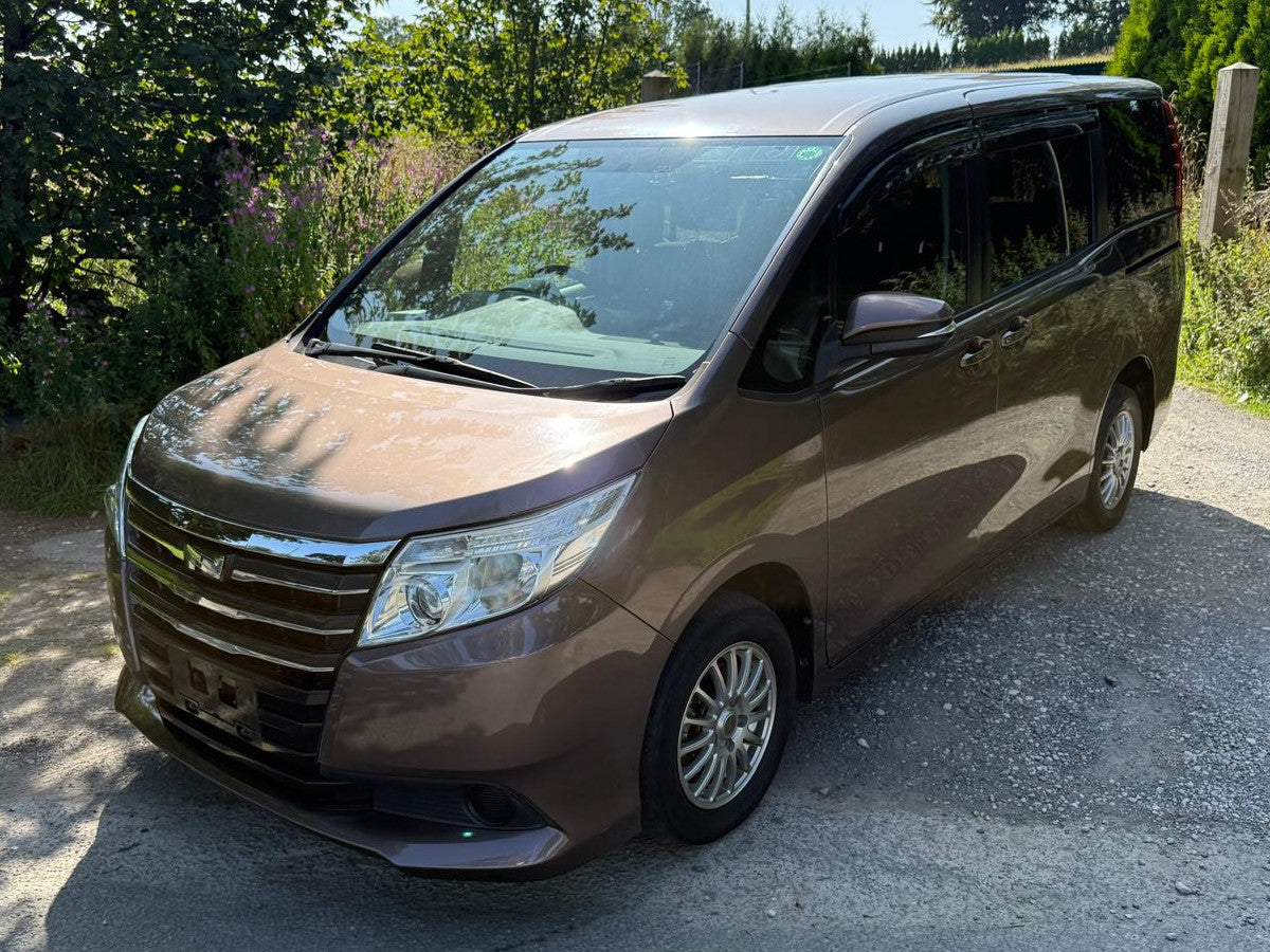 2015 Toyota Noah Welfare