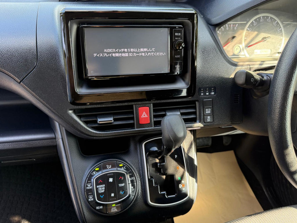 2015 Toyota Noah Welfare