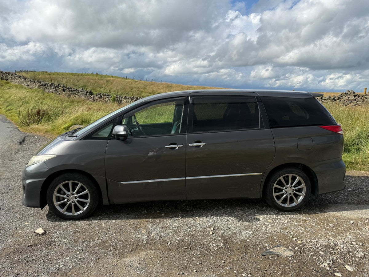 2012 Toyota Estima Aeras 2.4 Auto
