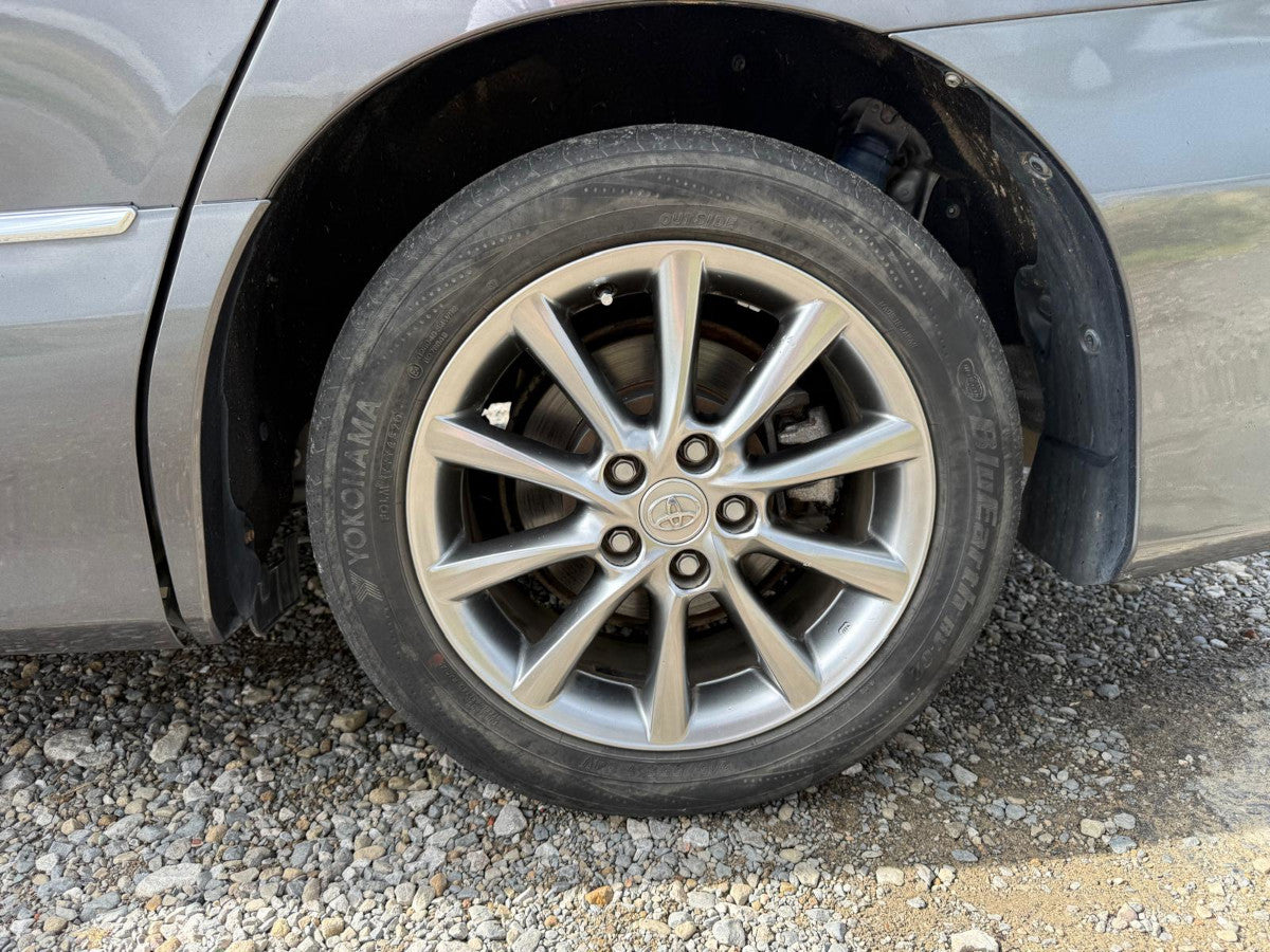 2012 Toyota Estima Aeras 2.4 Auto