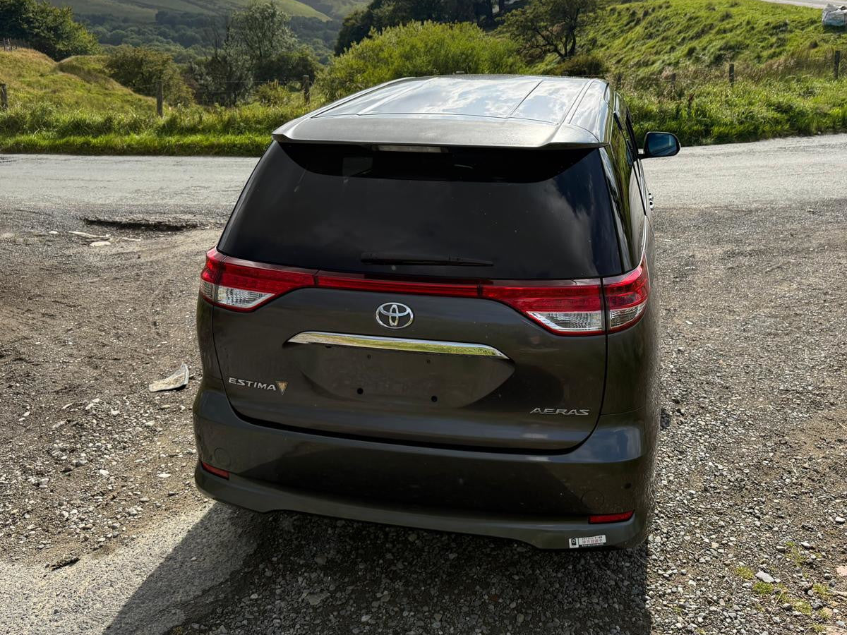 2012 Toyota Estima Aeras 2.4 Auto