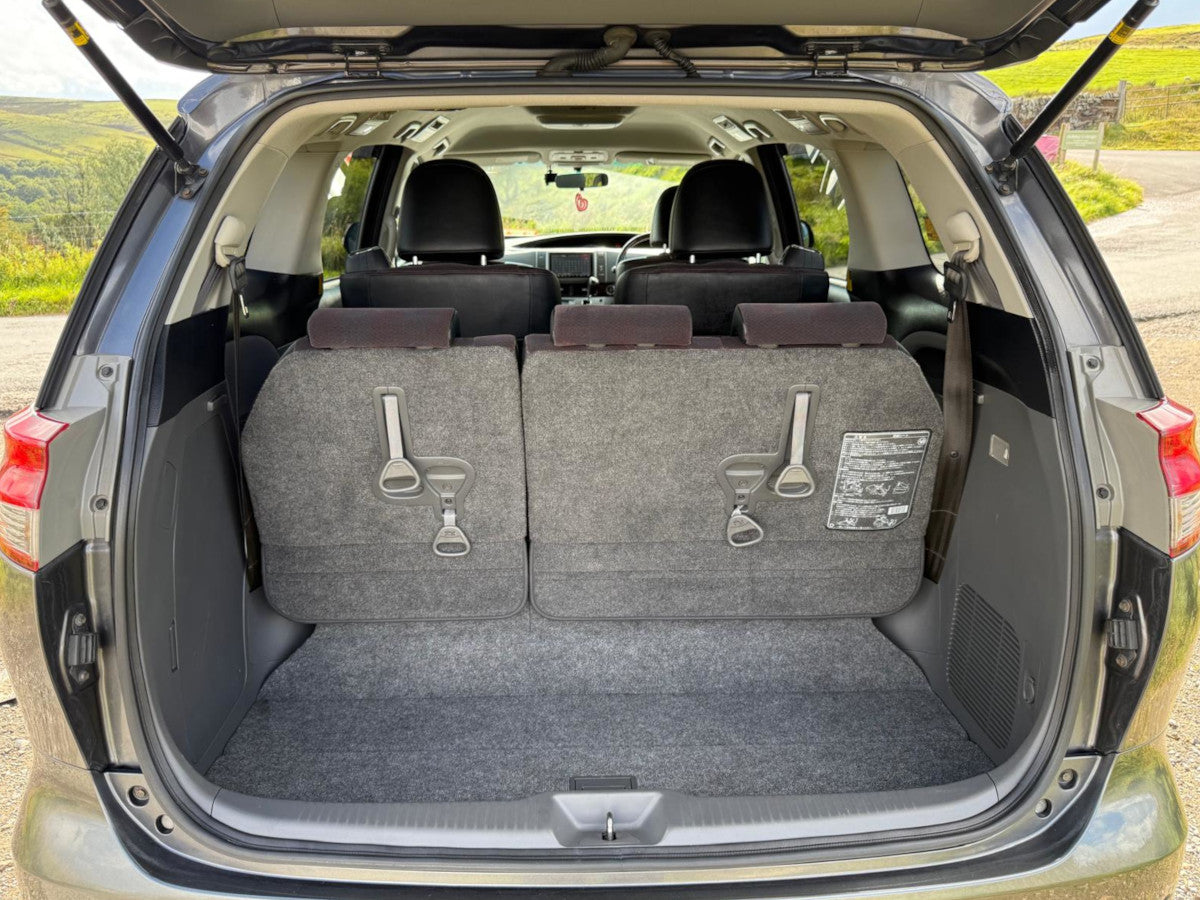 2012 Toyota Estima Aeras 2.4 Auto