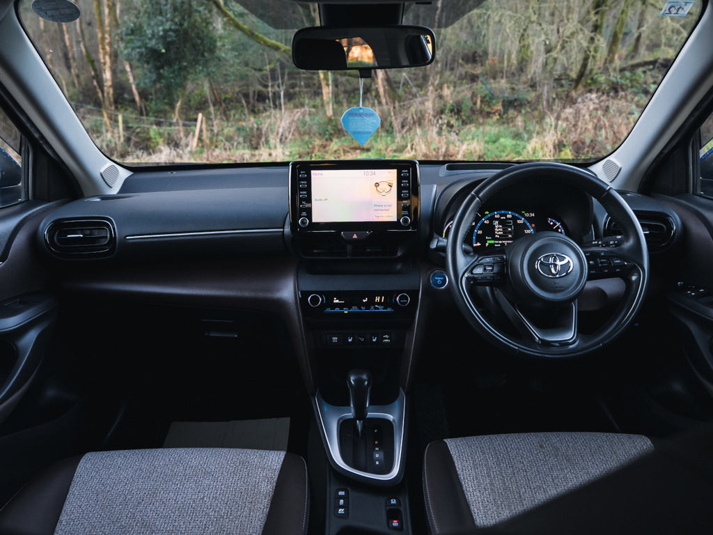 2020 Toyota Yaris Cross Hybrid Blue